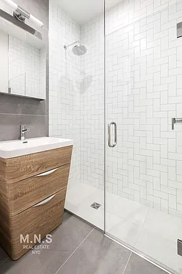 Rented by MNS Marketing | media 21