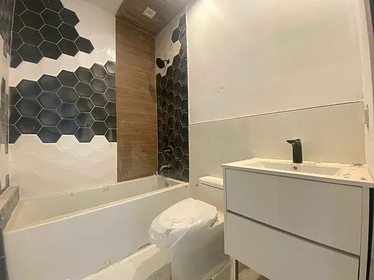 Rented by Lofts and Flats LLC | media 34