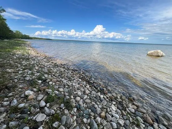 Charles Rd, Saint Ignace, MI 49781