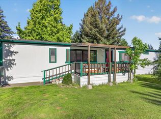 380 Bayard Dr, Grants Pass, OR 97527