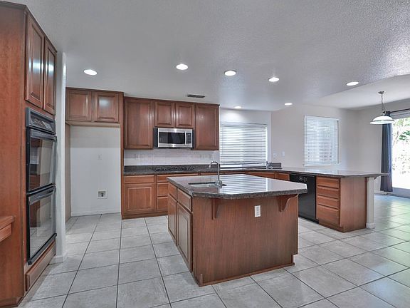 5th image of 3373 Marina Cove Cir