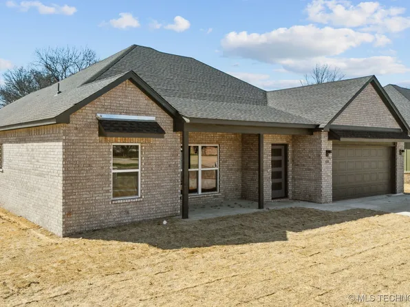 400 W 7th St, Dewey, OK 74029