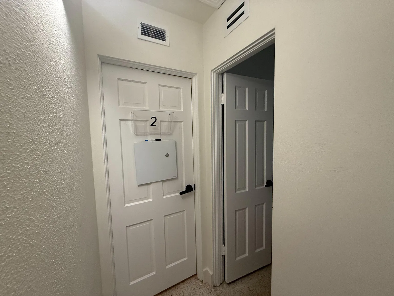 4 bed, 2.0 bath, 1512 sqft, $1,027 — Photo 2