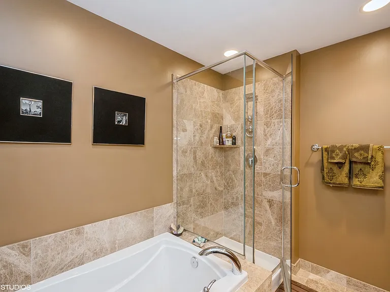 600 N Lake Shore Dr #3310 — Photo 13