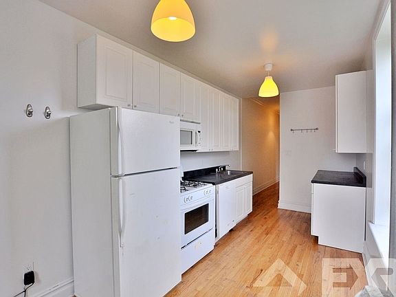 2nd image of 77 Lefferts Pl APT 1R