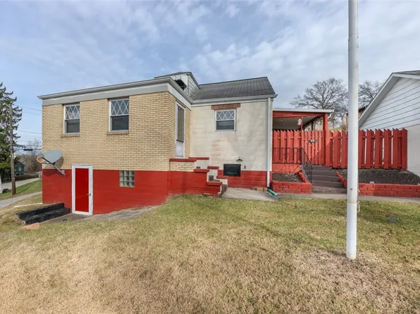 54 S Mill St, New Salem, PA 15468