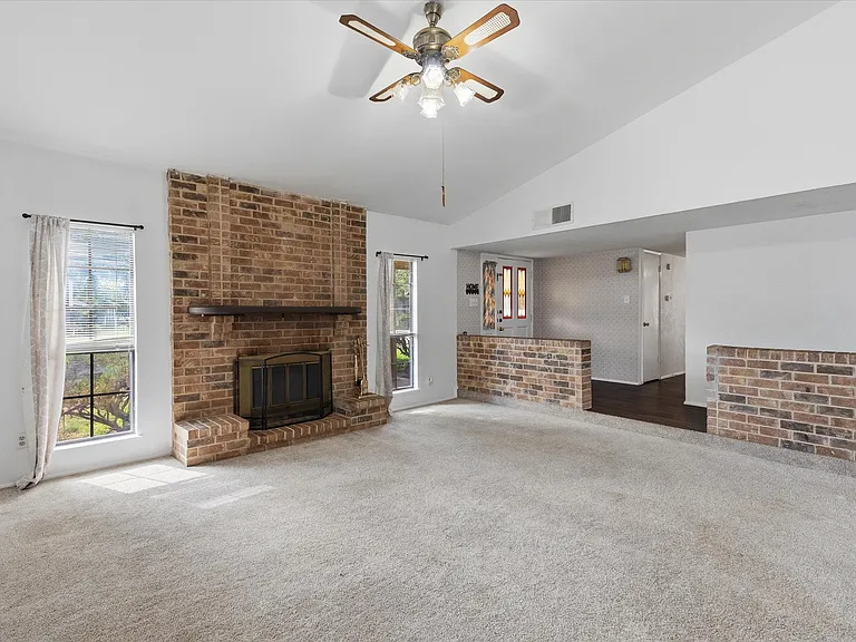 7612 Jerome Dr — Photo 6