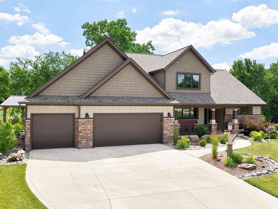 18736 Roselle Cv, Auburn, IN 46706 | Zillow