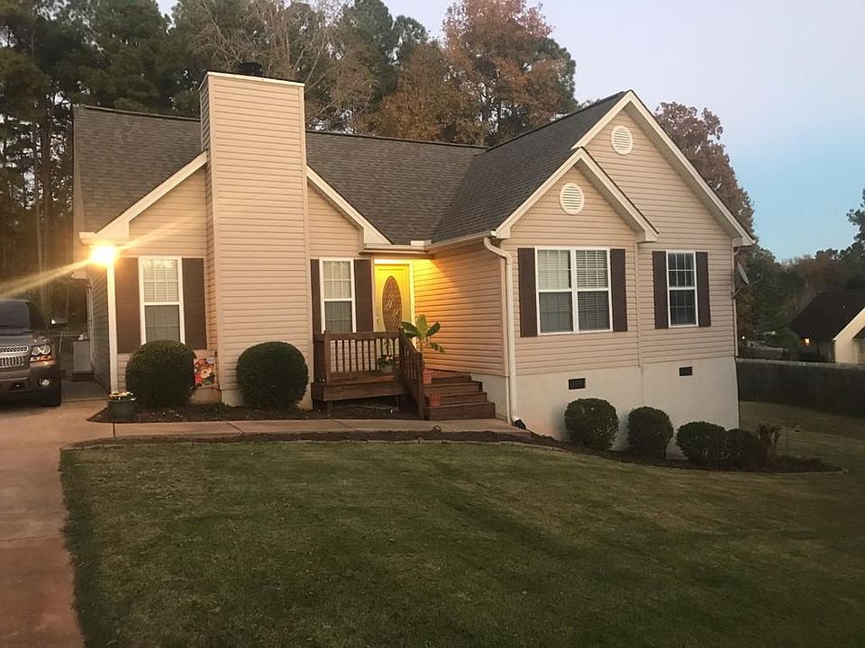 1st image of 224 Winding Creek Dr