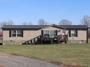 5500 King Robert Ln, Westmoreland, TN 37186