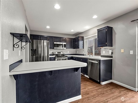 5th image of 20012 13th Avenue Ct E