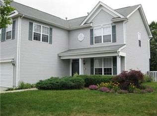 10 Falling Water Dr, Linwood, NJ 08221