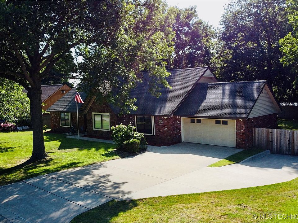 1st image of 10008 S Canton Ave