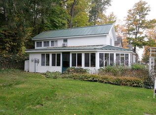 21719 Spring Ave, Sturgis, MI 49091