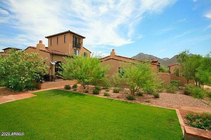 18650 N Thompson Peak Pkwy #1060 — Photo 35