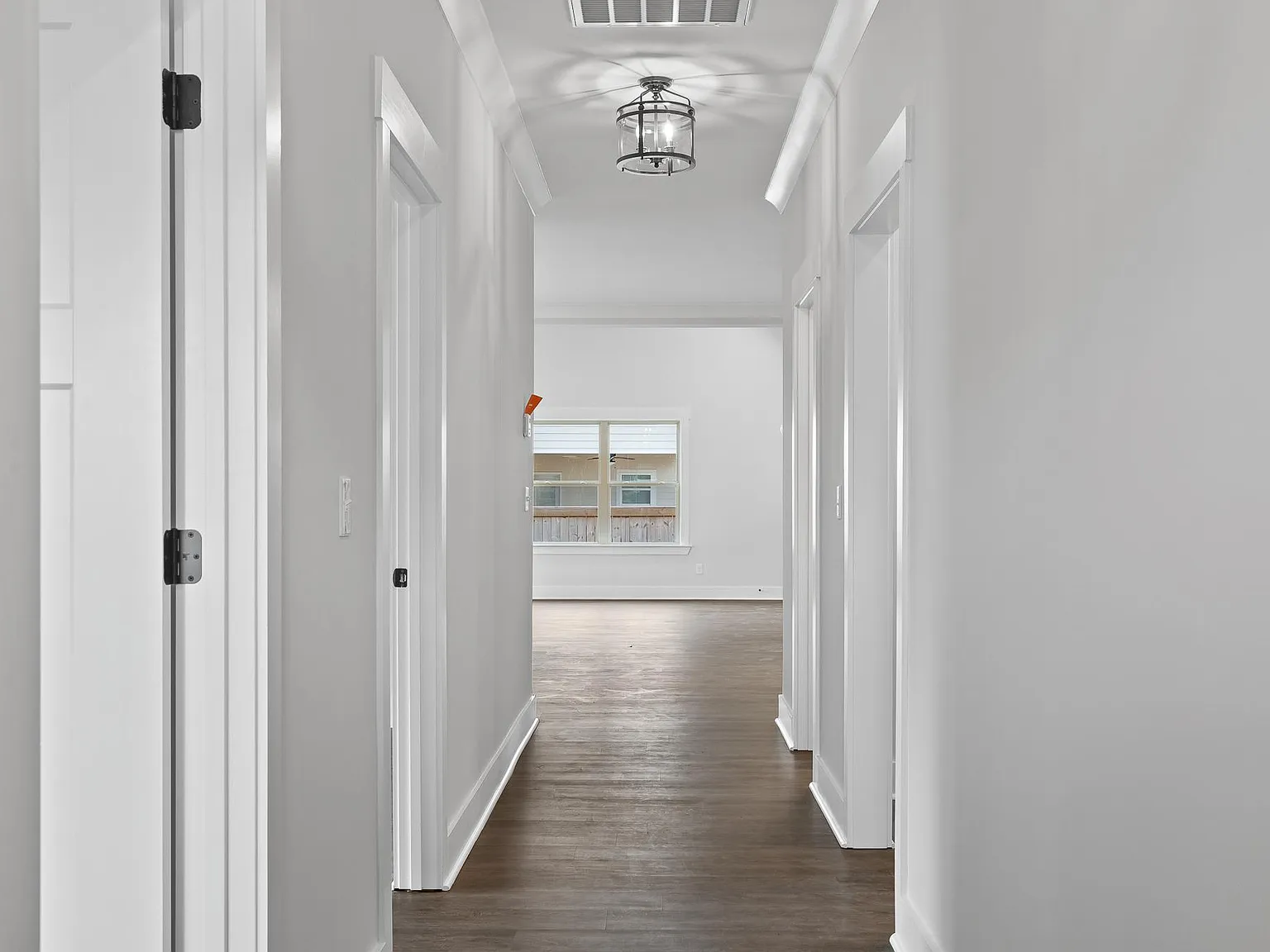3 bed, 1694 sqft, $2,600 — Photo 3