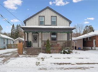 17 Ball St, Brant, ON N3L1W8