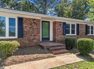 355 Ferndale Dr, Boiling Springs, SC 29316