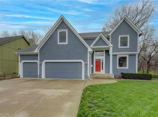 3124 Canaan Valley Dr, Kansas City, KS 66109