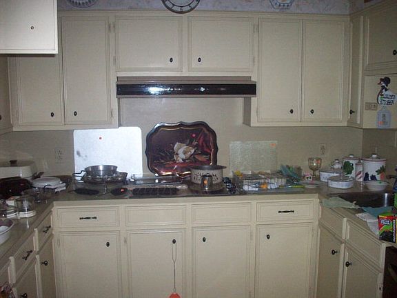 3rd image of 2424 Evergreen Dr
