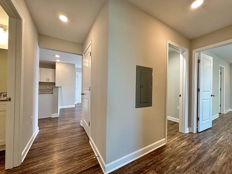 Westbrook Apartments — Photo 12