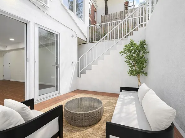 11 W 131st St #C1, New York, NY 10037