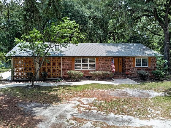 5th image of 37123 Marshall Ln