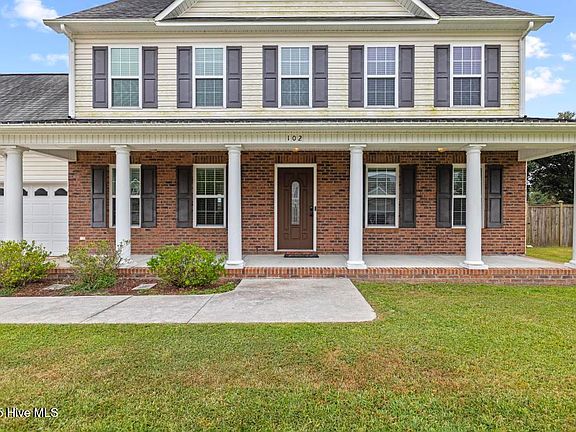 4th image of 102 Farmington Drive
