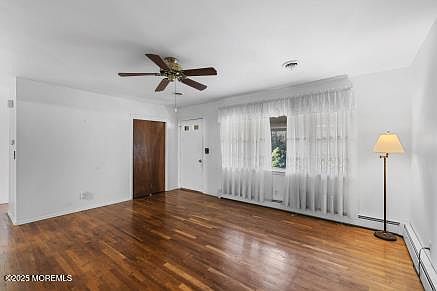 5th image of 6 Stanford Drive