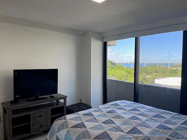4200 N Ocean Dr #2-405 — Photo 21