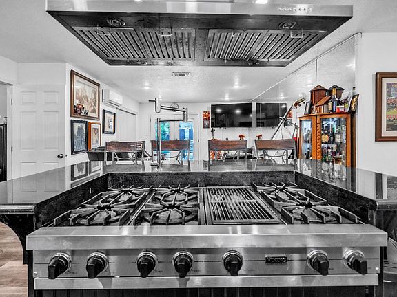 5th image of 3408 Barrington Rd