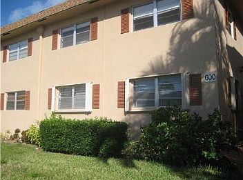 2nd image of 600 SW 2nd Ave #2360