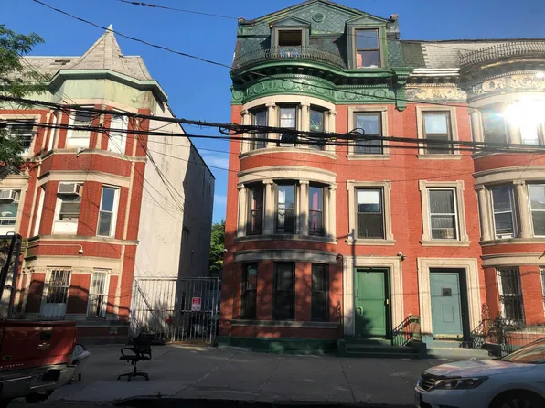 740 Kelly St, Bronx, NY 10455