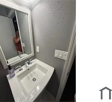 3126 Martha St — Photo 6