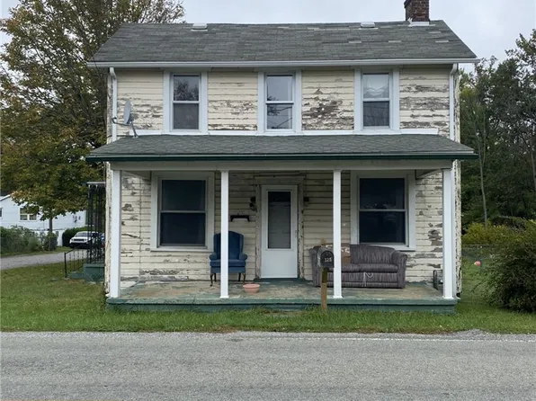 125 Hopwood Clsprg Rd, Hopwood, PA 15445