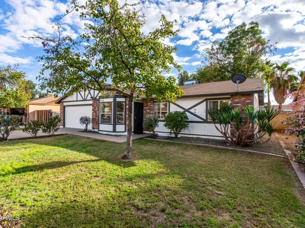 301 E DESERT Lane, Gilbert, AZ 85234