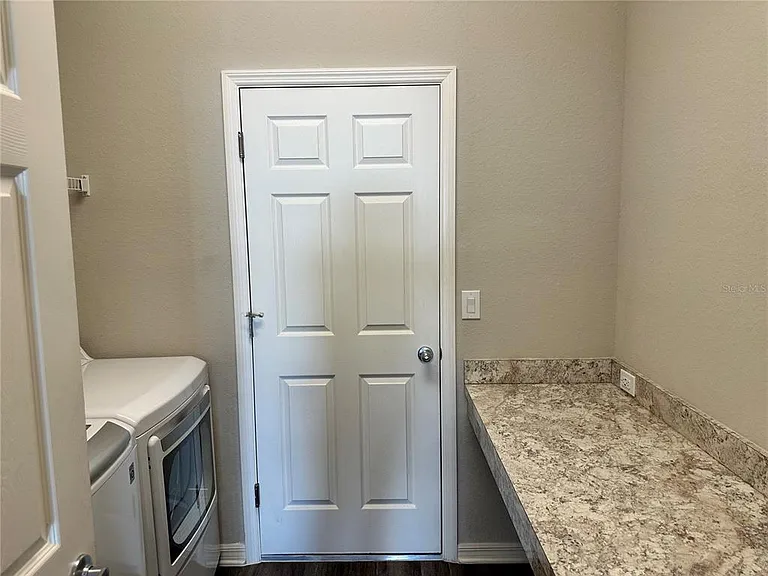 544 Gadsden Ln — Photo 25