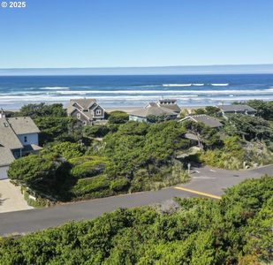 Shoreline Dr #32, Florence, OR, 97439