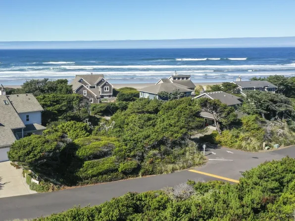 Shoreline Dr #32, Florence, OR 97439