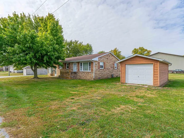 309 Earl St, Lincoln, IL 62656