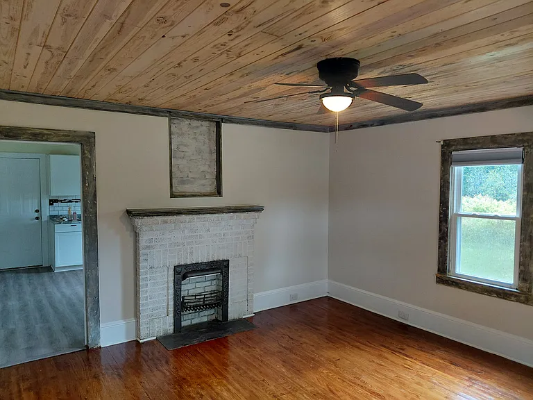 2779 Wards Gap Rd — Photo 5