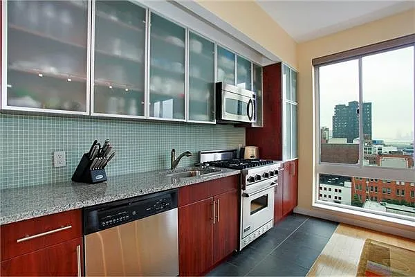 Rented by 212 Consulting Corp | media 18