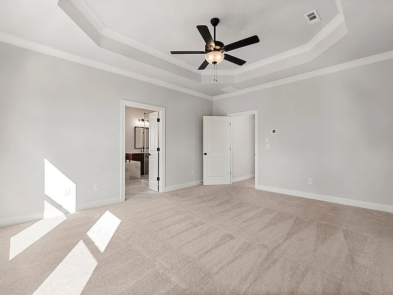 114 Stonehouse Dr — Photo 19