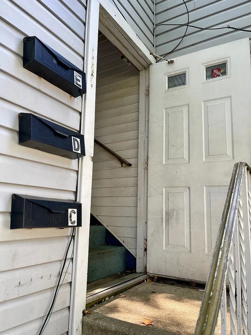 316 E. Ridley Avenue — Photo 3