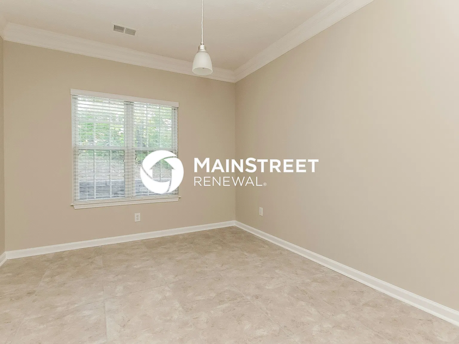 827 Shadow Lake Dr — Photo 3
