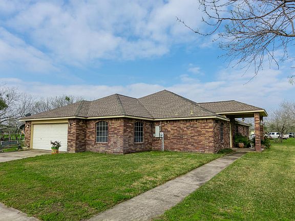2nd image of 5833 Grand Lake Cir