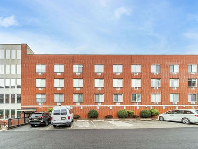 1911 Grand Ave #303, North Bergen, NJ, 07047