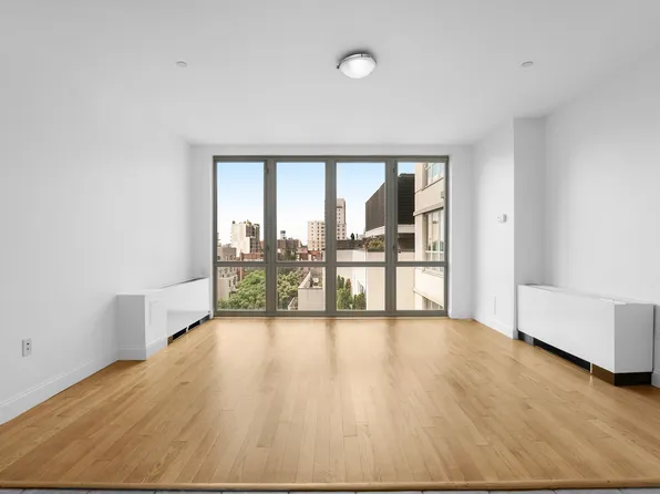 110 4th Avenue image 1 of 13