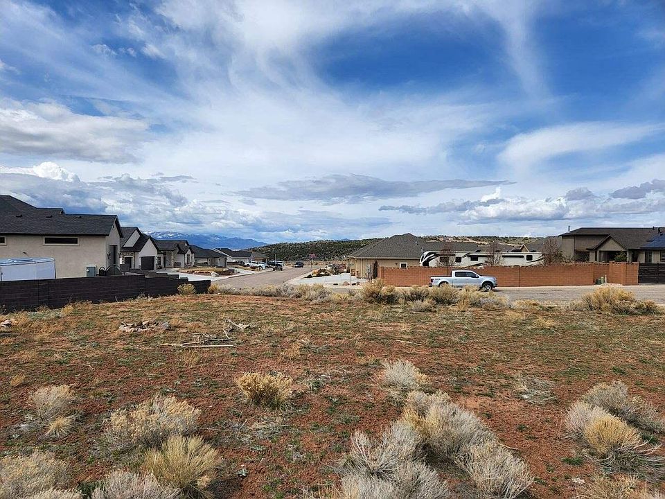 2nd image of 1771 S East Canyon Dr