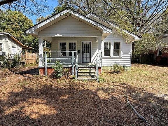 2nd image of 655 Mandrell St